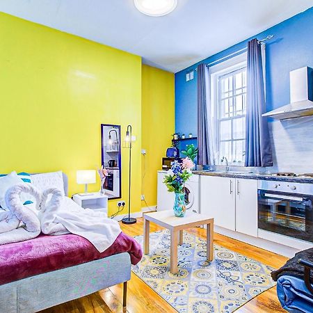 Studio With A Large Toilet And A Separate Room Budget Price Central London Eksteriør bilde
